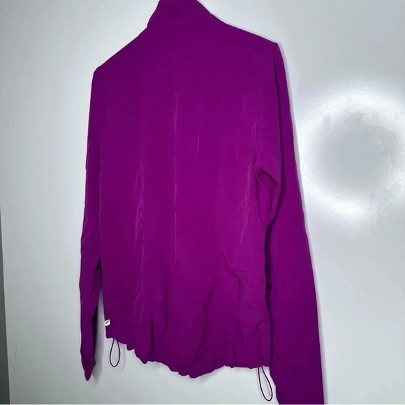 Fabletics Mulberry Ninety Six Windbreaker Size Large - Picture 7 of 9